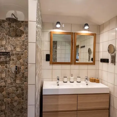 U Justina Na Brehu Apartment Velke Karlovice Exterior photo